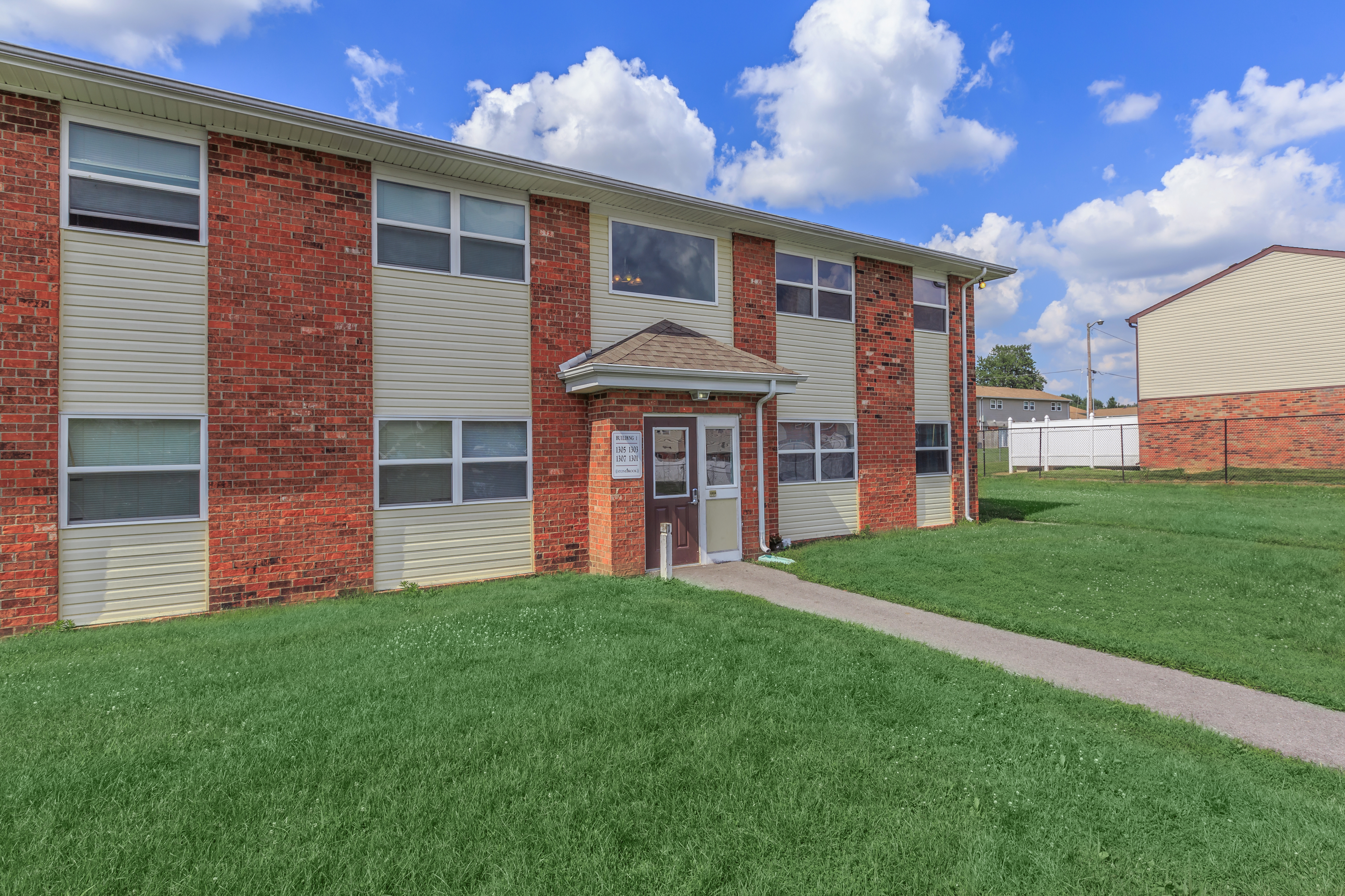 Arbors at Evansville The Multifamily Advisory Group at Cushman